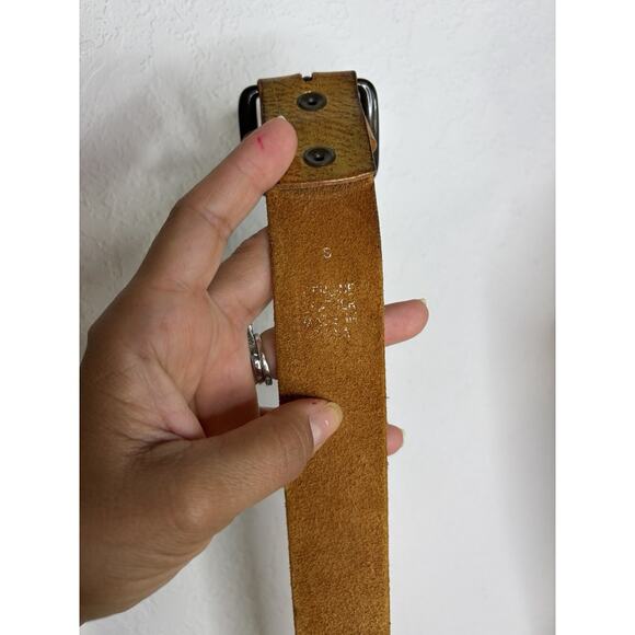 Express Women’s Gold Distressed Leather Belt Size S, western, boho-chic, casual